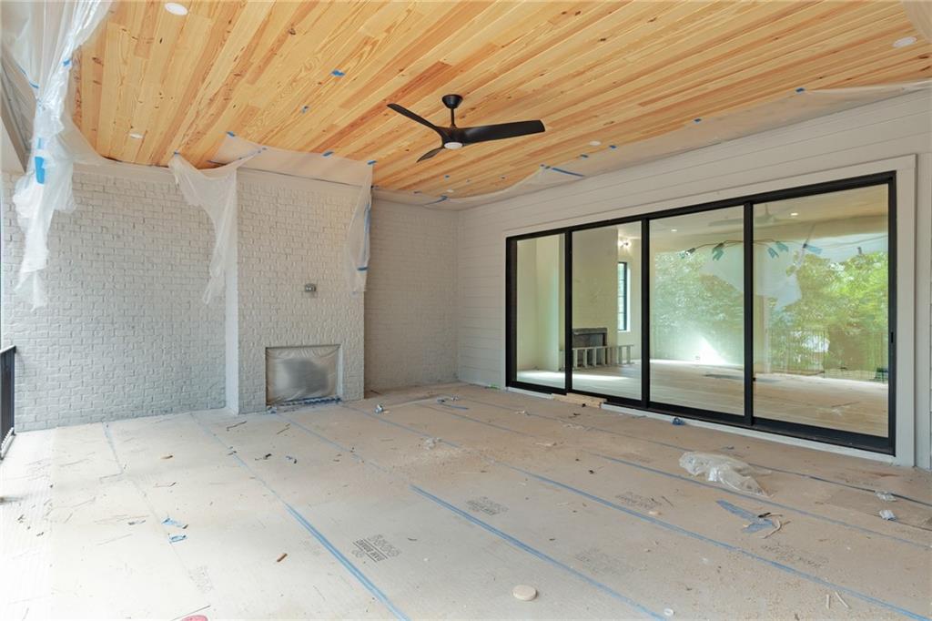 5845 Greenbrier Road