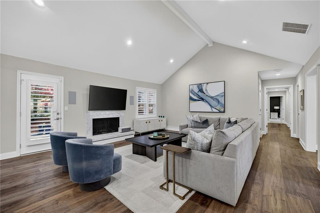 5197 Forest Brook Parkway