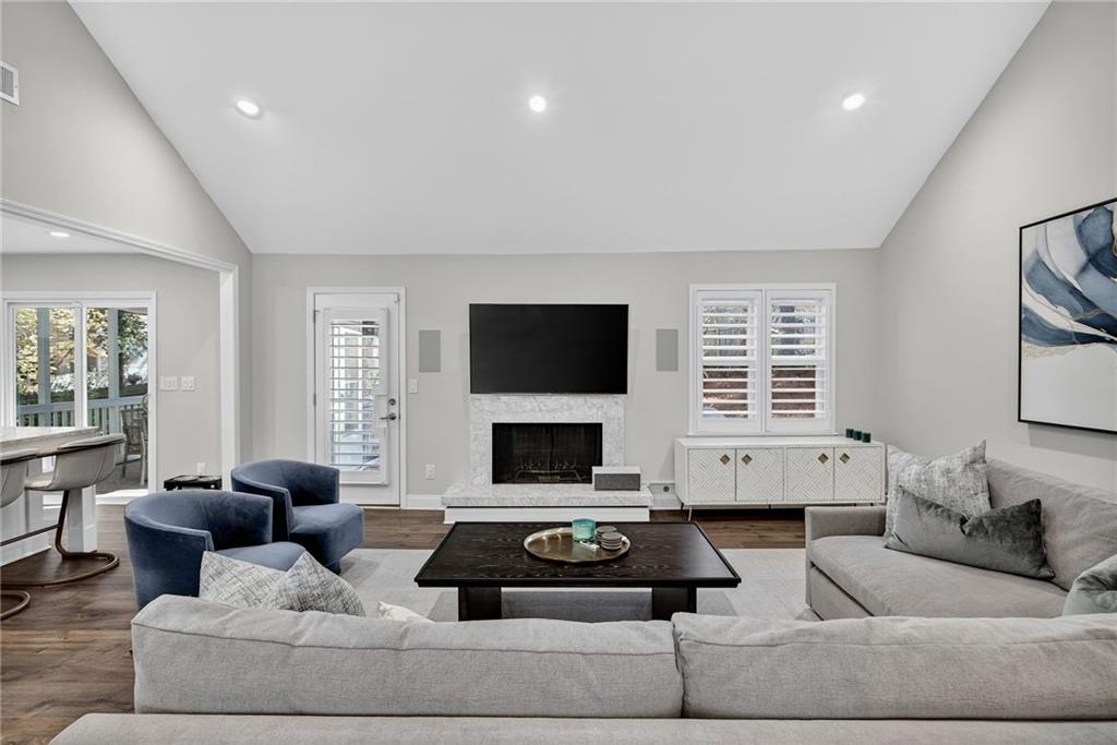 5197 Forest Brook Parkway