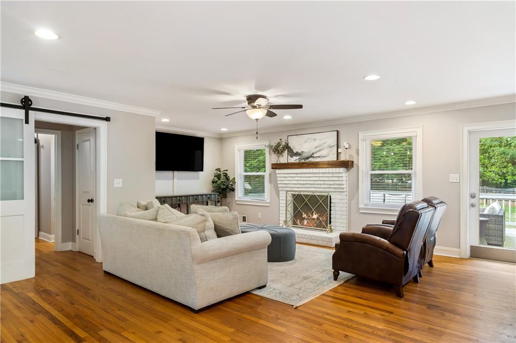 3796 Watkins Place NE