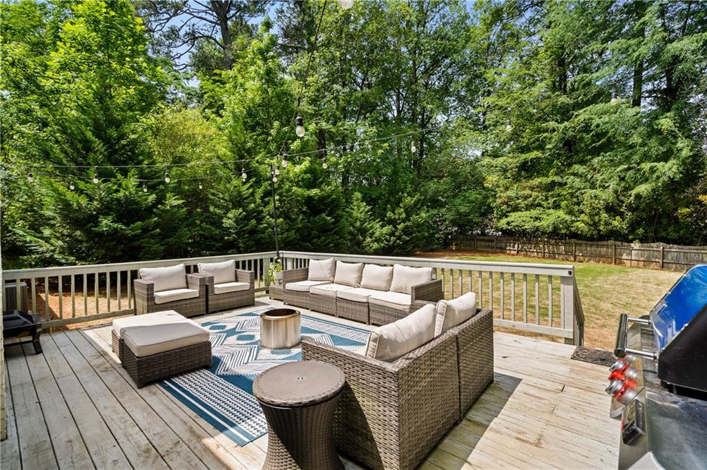 3796 Watkins Place NE