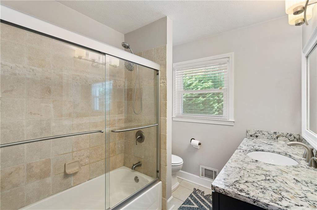 3796 Watkins Place NE