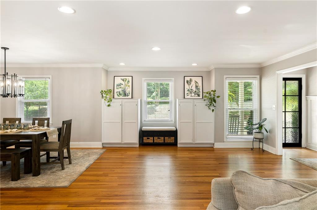 3796 Watkins Place NE