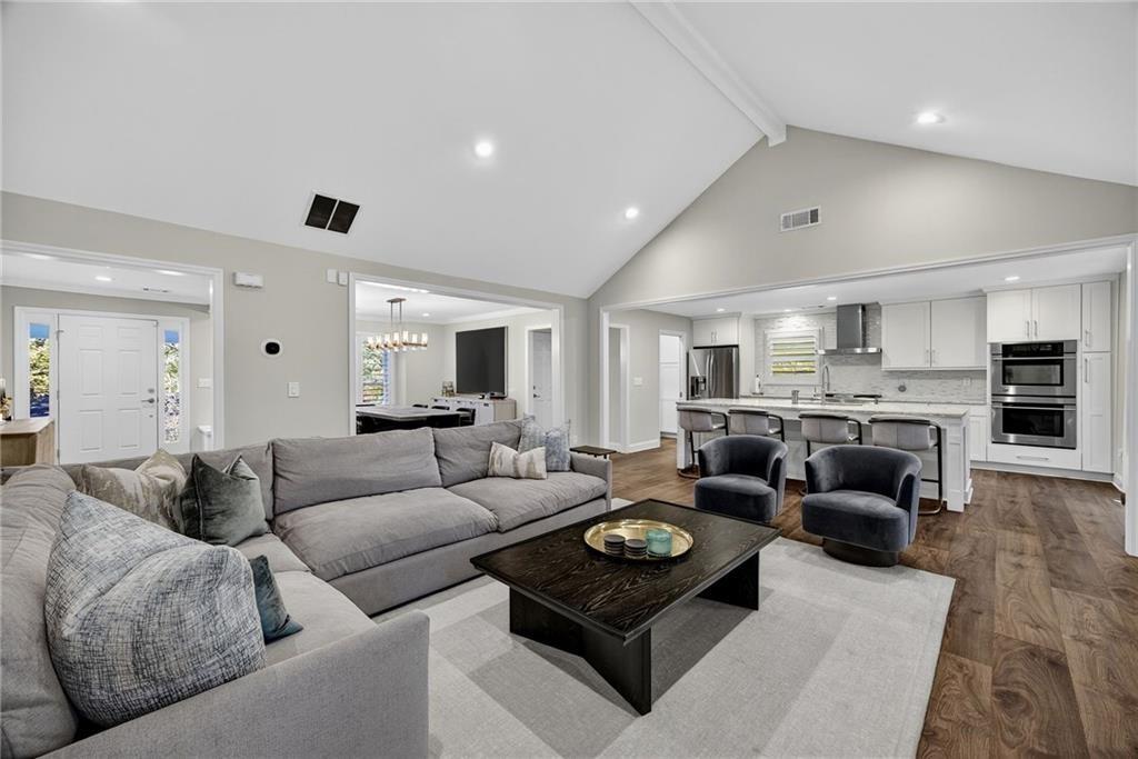 5197 Forest Brook Parkway