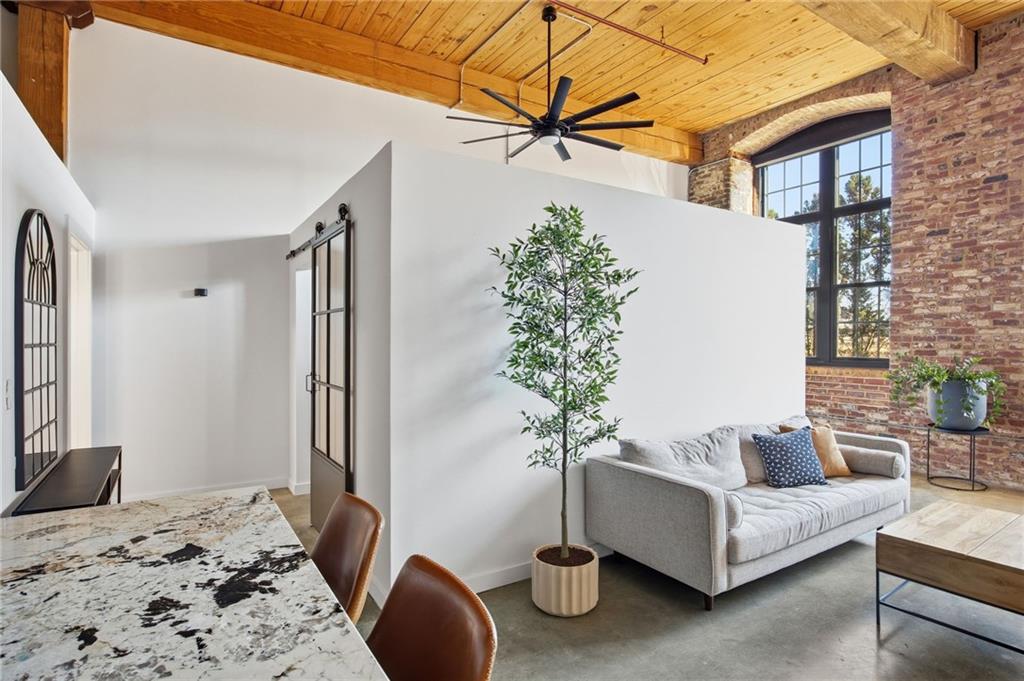 170 Boulevard SE Unit H213