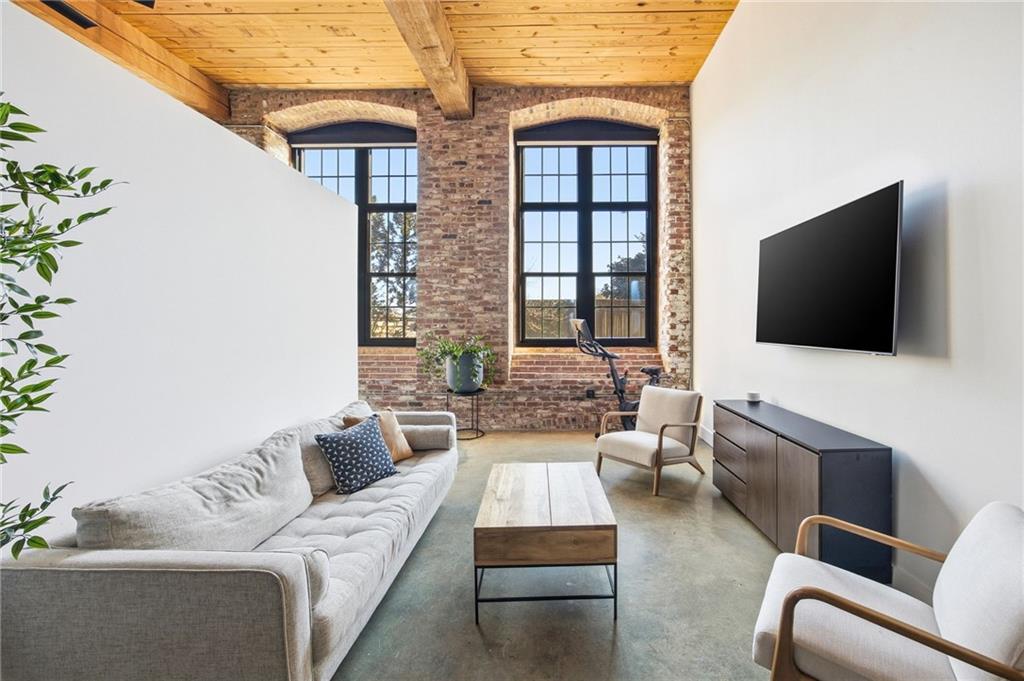 170 Boulevard SE Unit H213