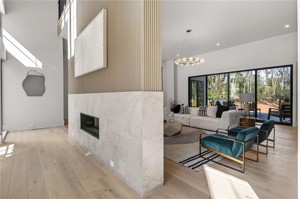 422 Hilderbrand Drive