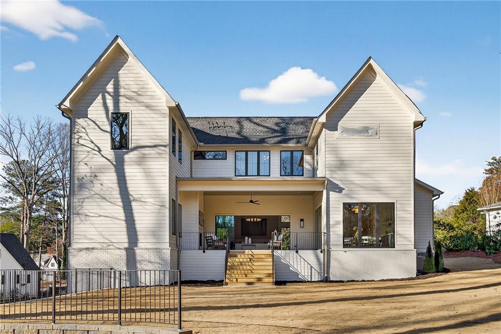 422 Hilderbrand Drive