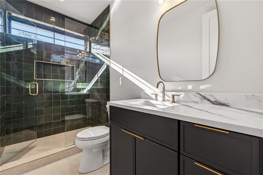 422 Hilderbrand Drive