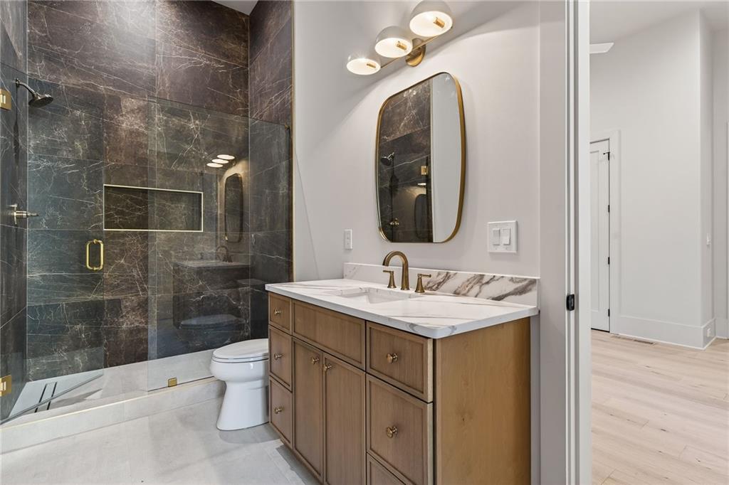 422 Hilderbrand Drive