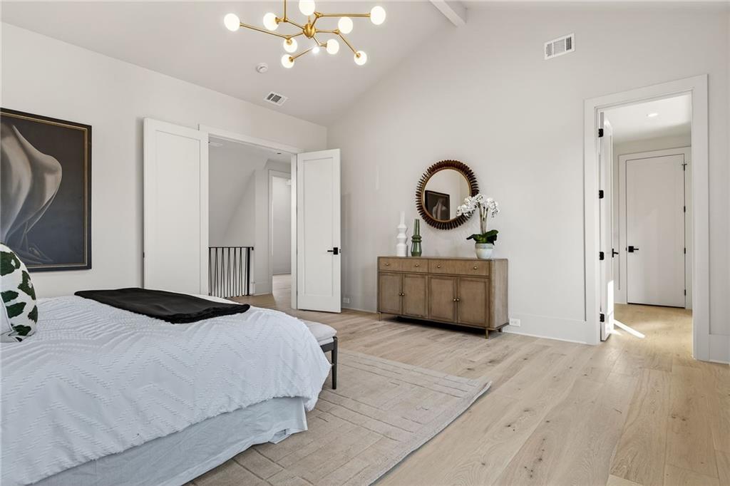 422 Hilderbrand Drive