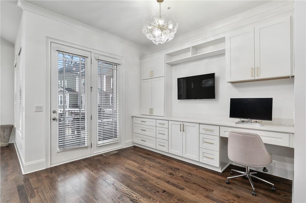 333 Patterson Way NE