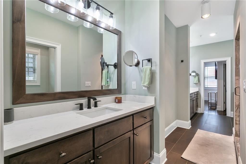 333 Patterson Way NE