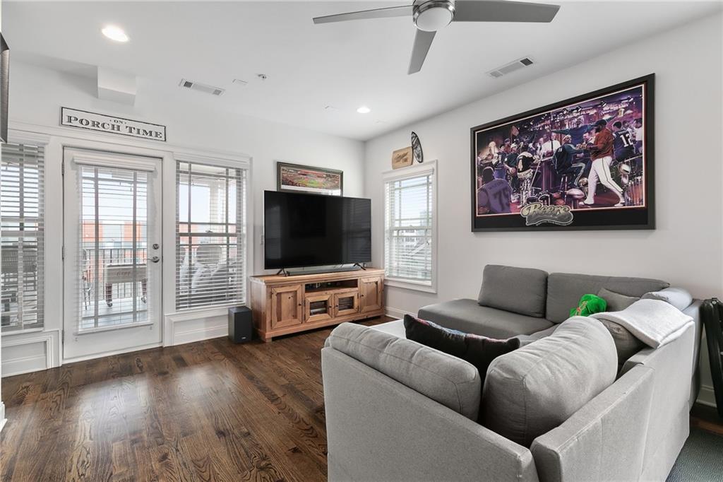 333 Patterson Way NE