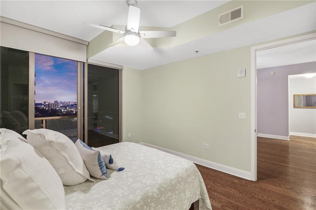 270 17th Street NW Unit 2210