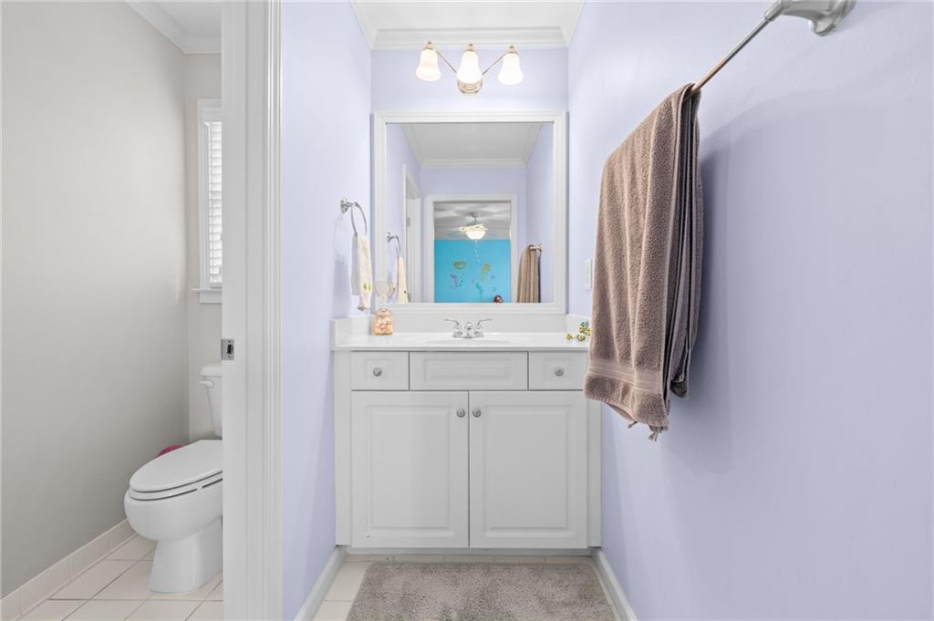 1165 Bluffhaven Way NE