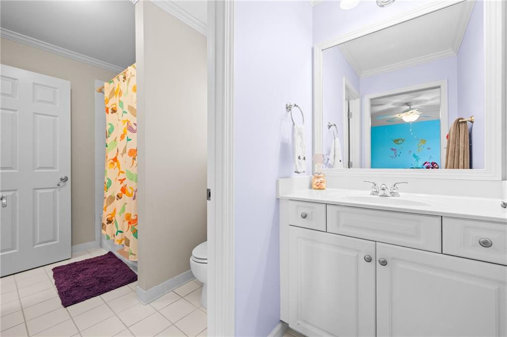 1165 Bluffhaven Way NE