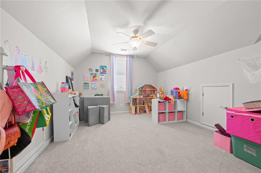 1165 Bluffhaven Way NE