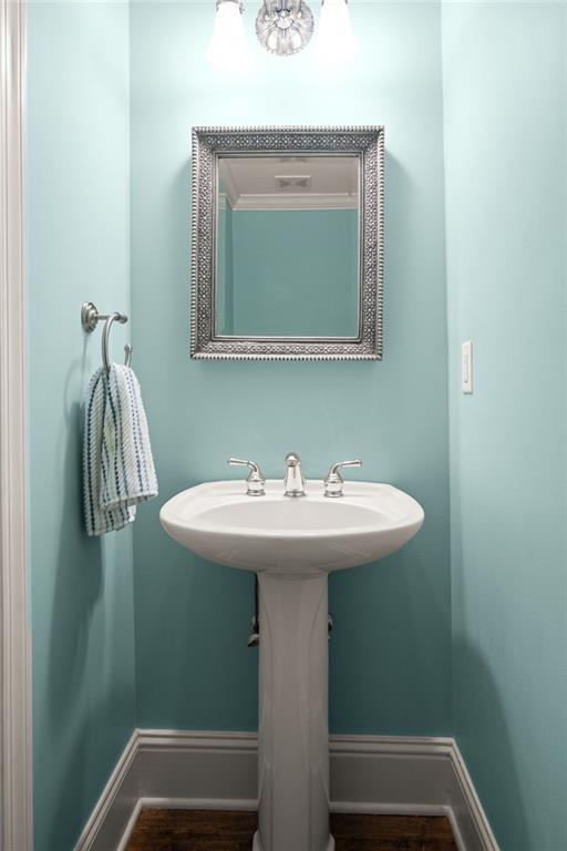 1165 Bluffhaven Way NE