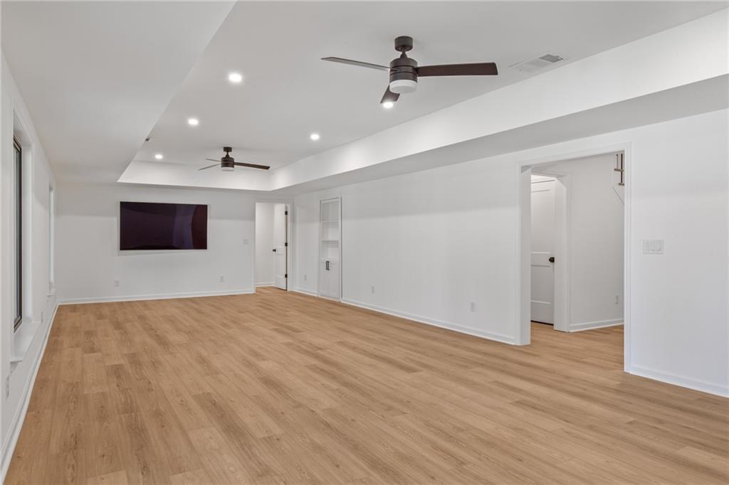 2203 Iron Gate Drive SE