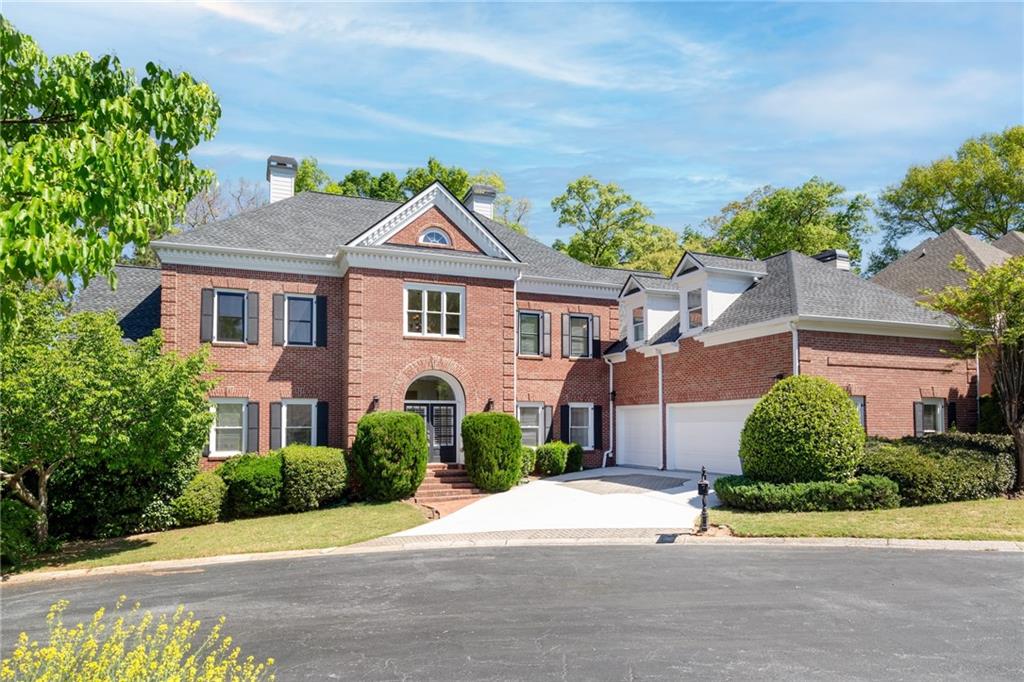 2203 Iron Gate Drive SE