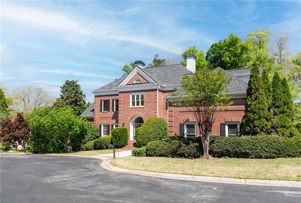 2203 Iron Gate Drive SE