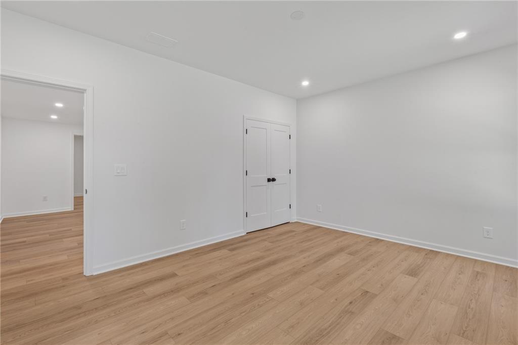 2203 Iron Gate Drive SE