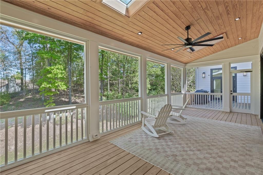 2203 Iron Gate Drive SE