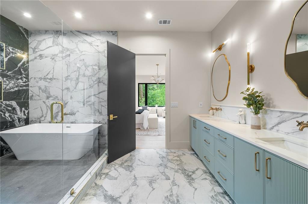 3212 Towerview Drive NE