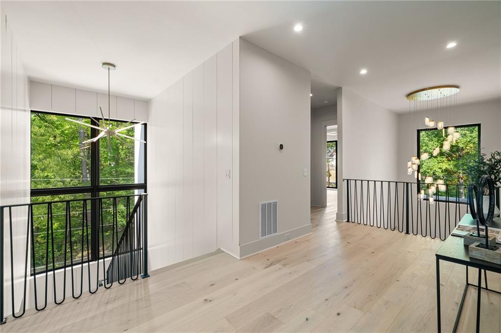 3212 Towerview Drive NE