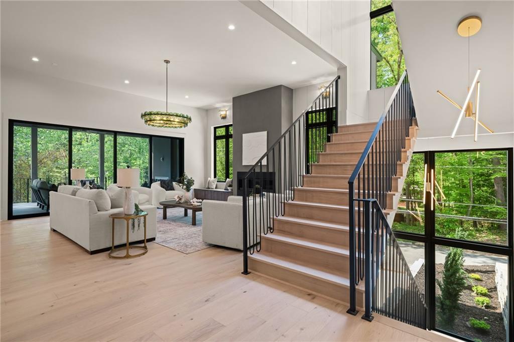 3212 Towerview Drive NE