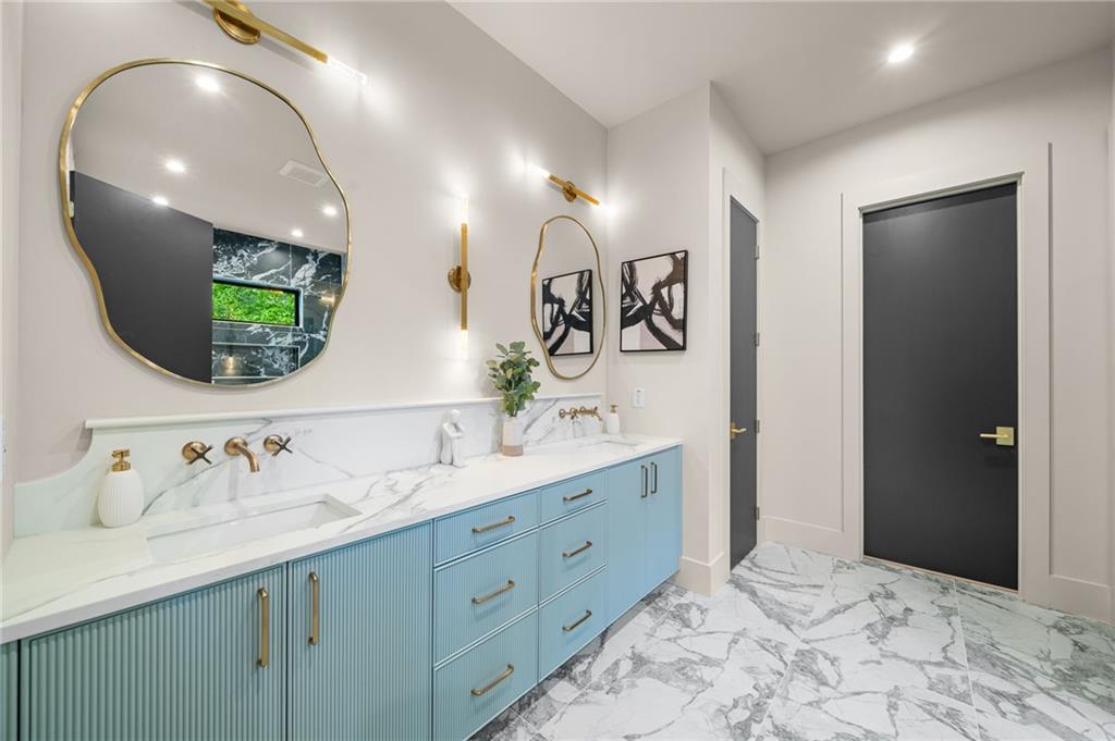 3212 Towerview Drive NE