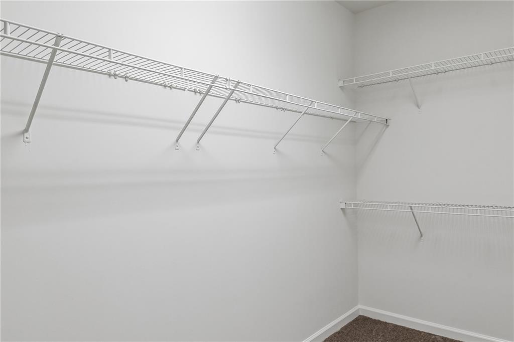 5678 Coopers Glen Court SW