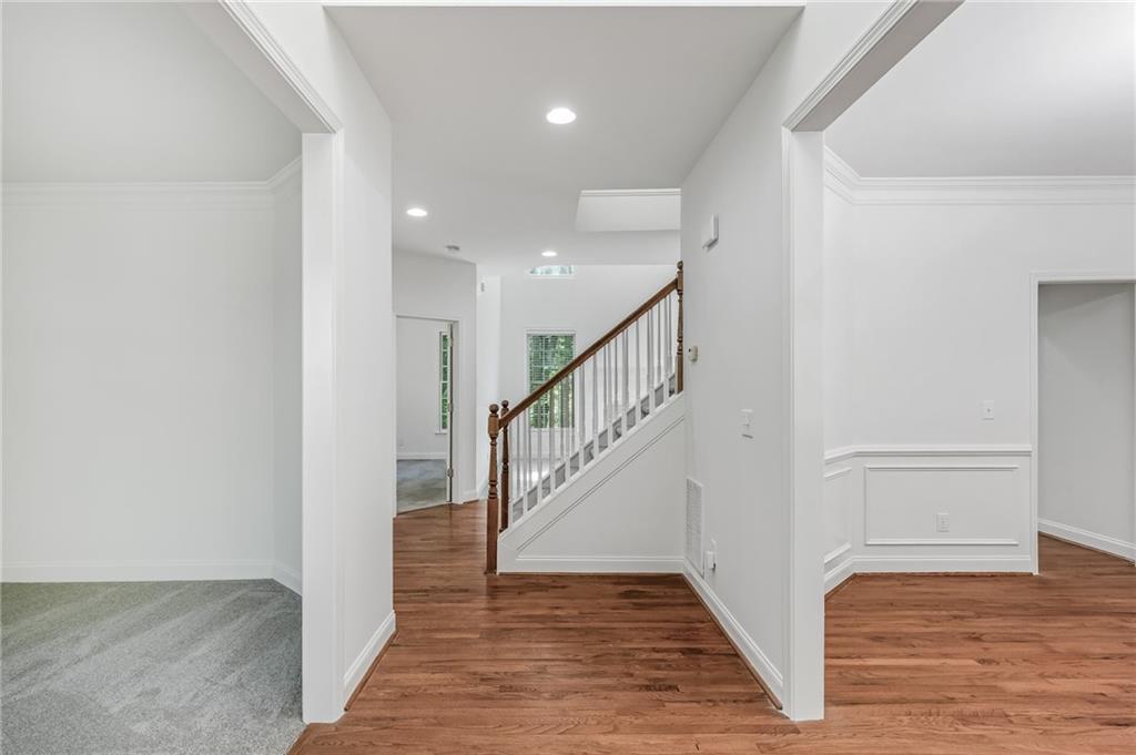 5678 Coopers Glen Court SW