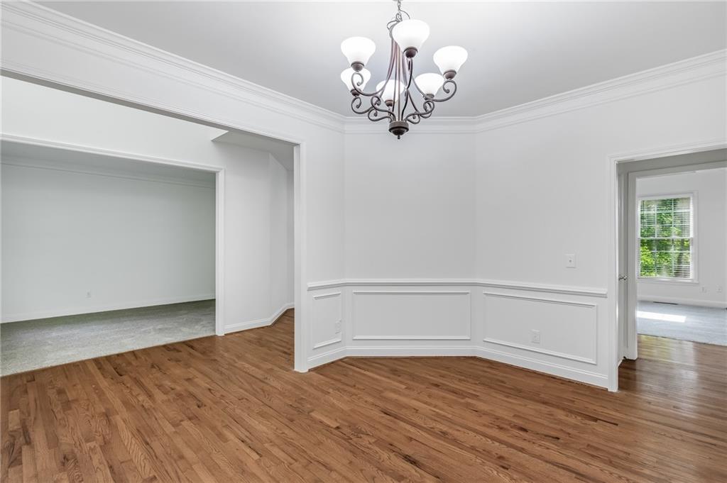 5678 Coopers Glen Court SW