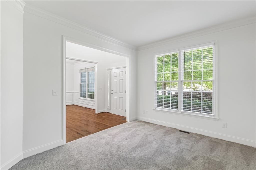 5678 Coopers Glen Court SW