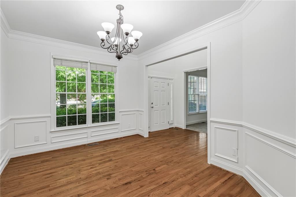 5678 Coopers Glen Court SW