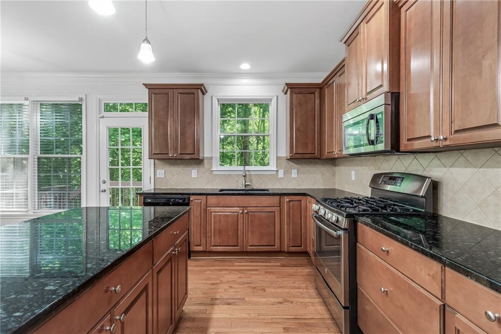 5678 Coopers Glen Court SW