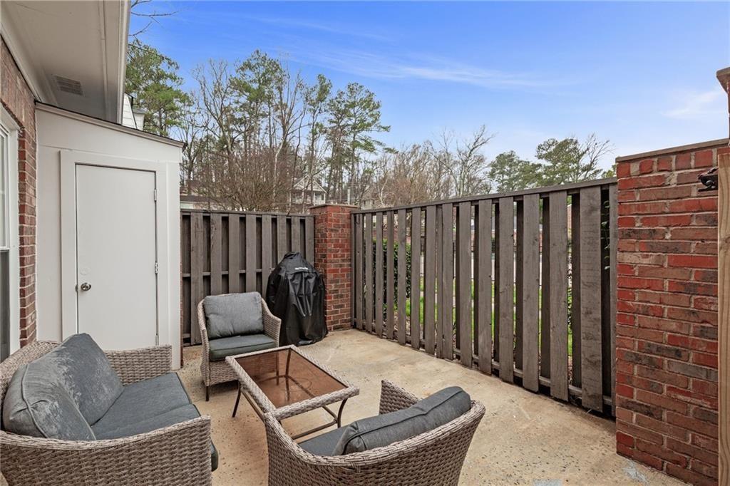 12 Surry County Place NW