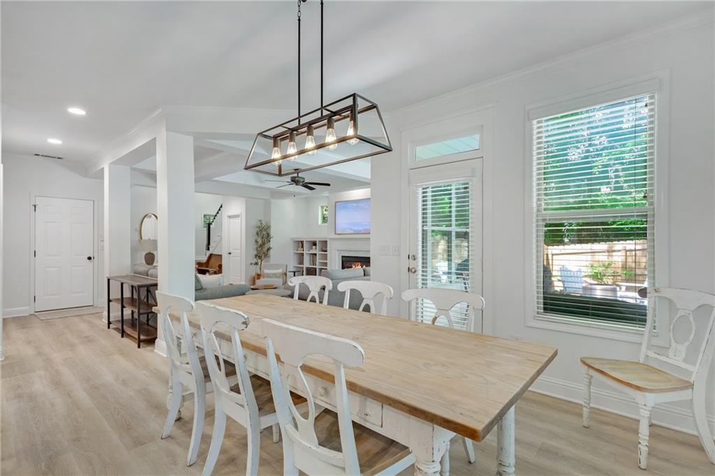 1933 Brantley Walk Lane NW
