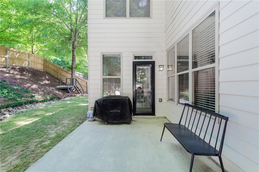 1933 Brantley Walk Lane NW