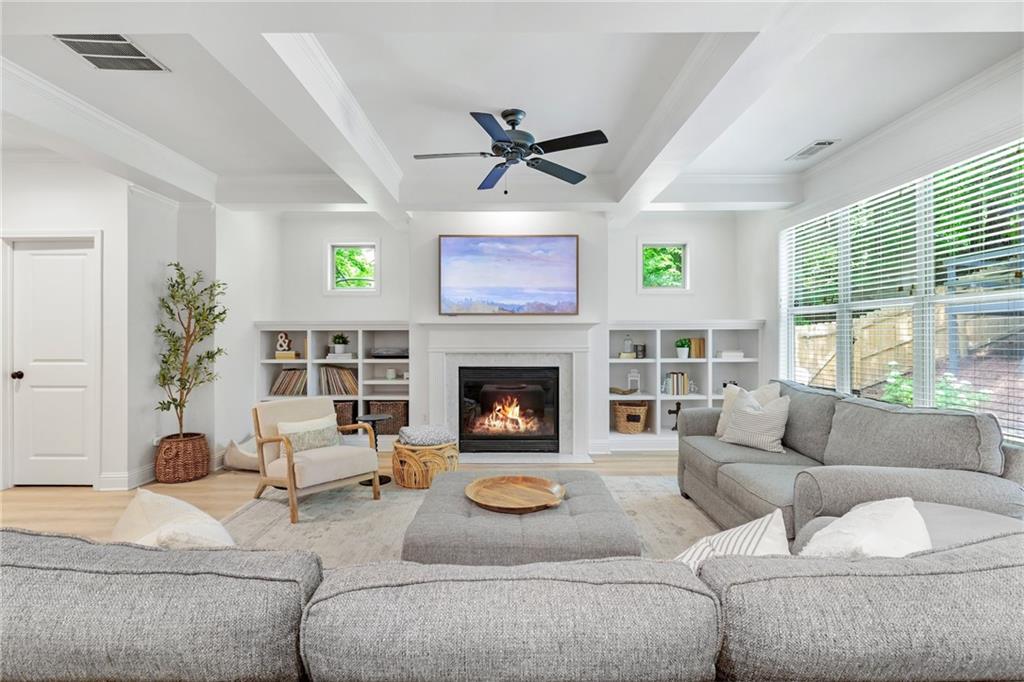 1933 Brantley Walk Lane NW