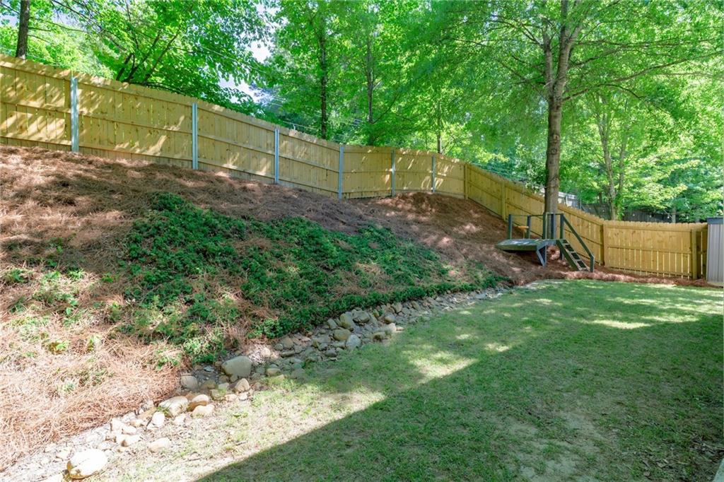 1933 Brantley Walk Lane NW
