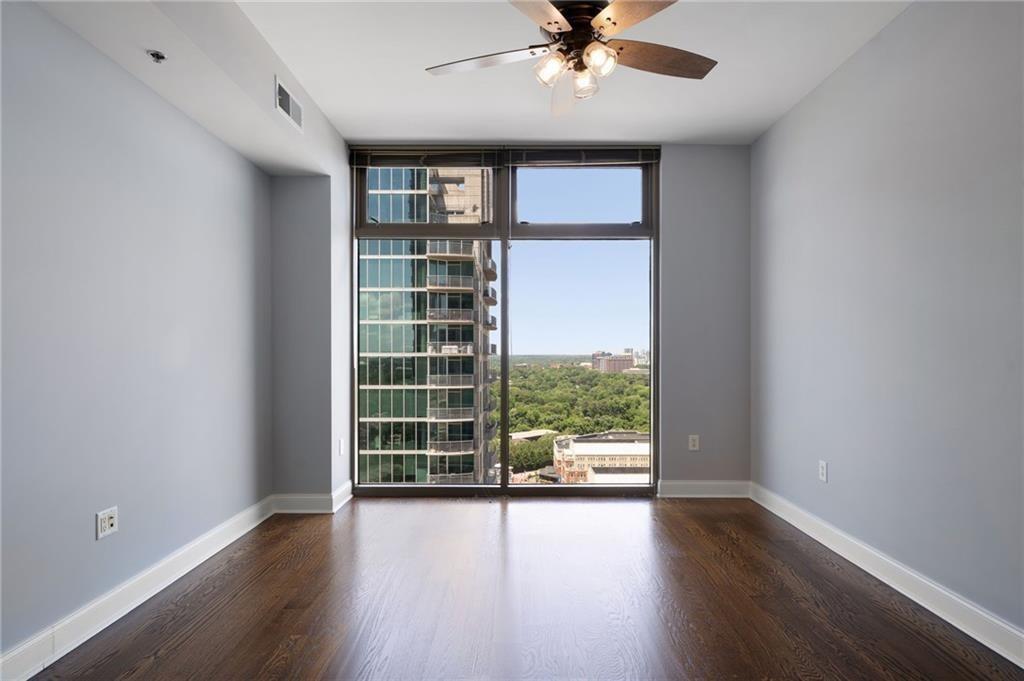 270 17th Street NW Unit 2210