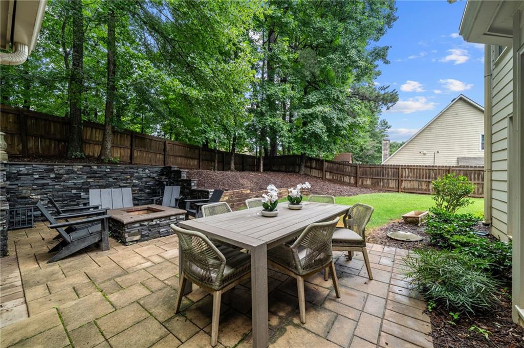 231 Red Oak Lane