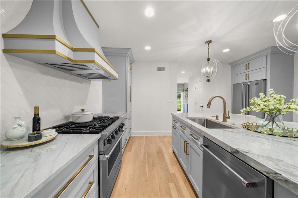 231 Red Oak Lane