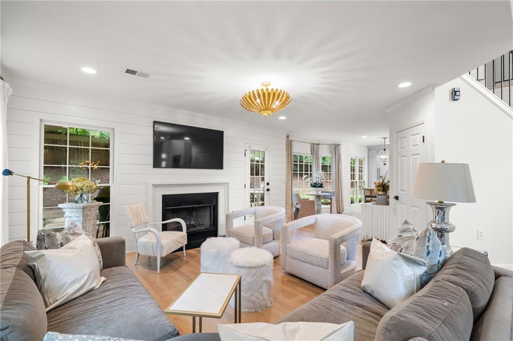 231 Red Oak Lane