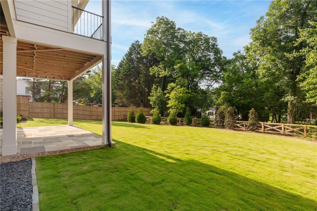 228 Thomas Circle