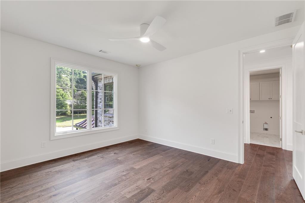 228 Thomas Circle