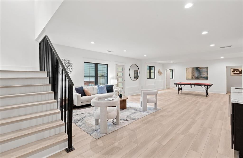 952 Cumberland Road NE